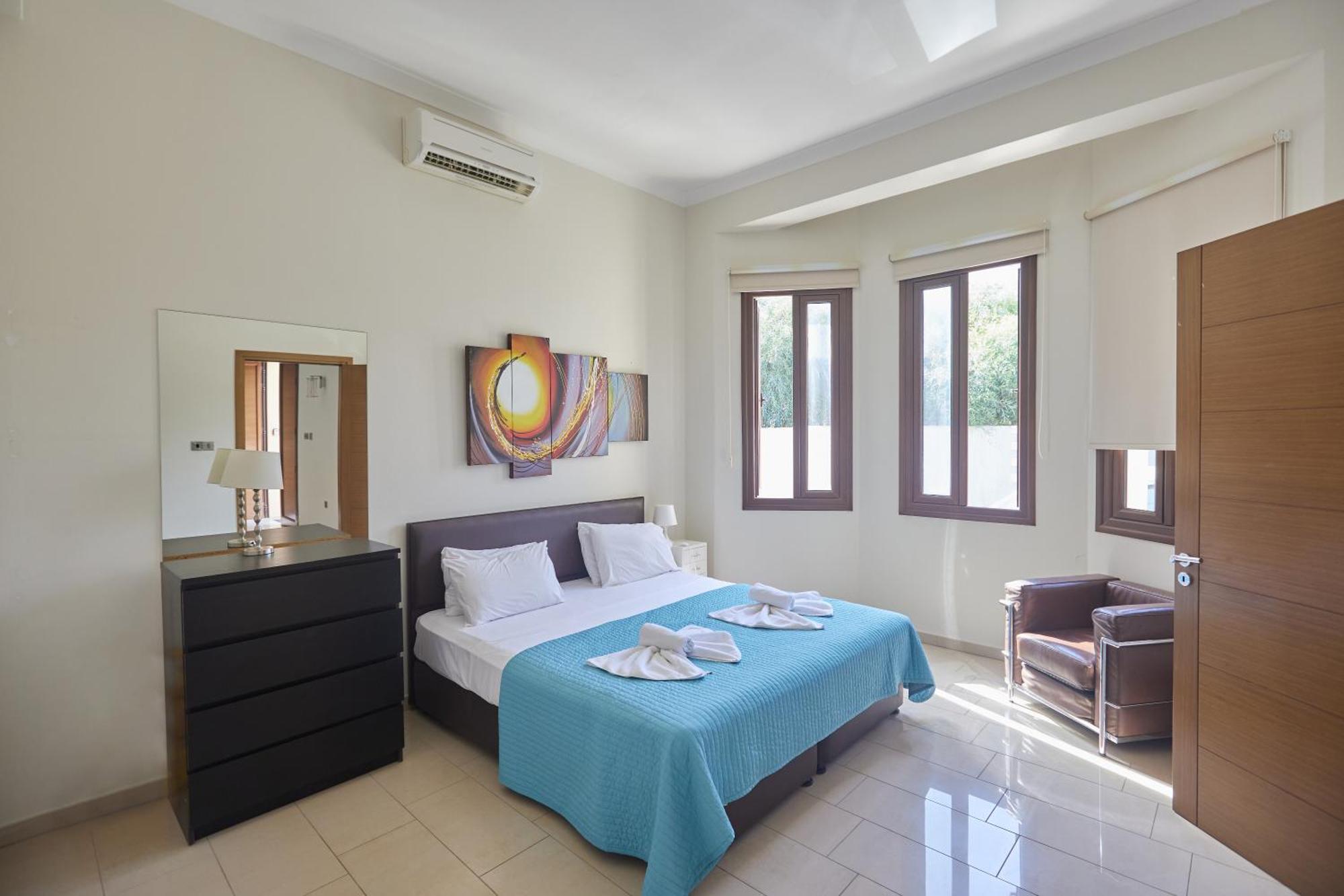 Sparta Luxury Villa โปรทาราส ภายนอก รูปภาพ