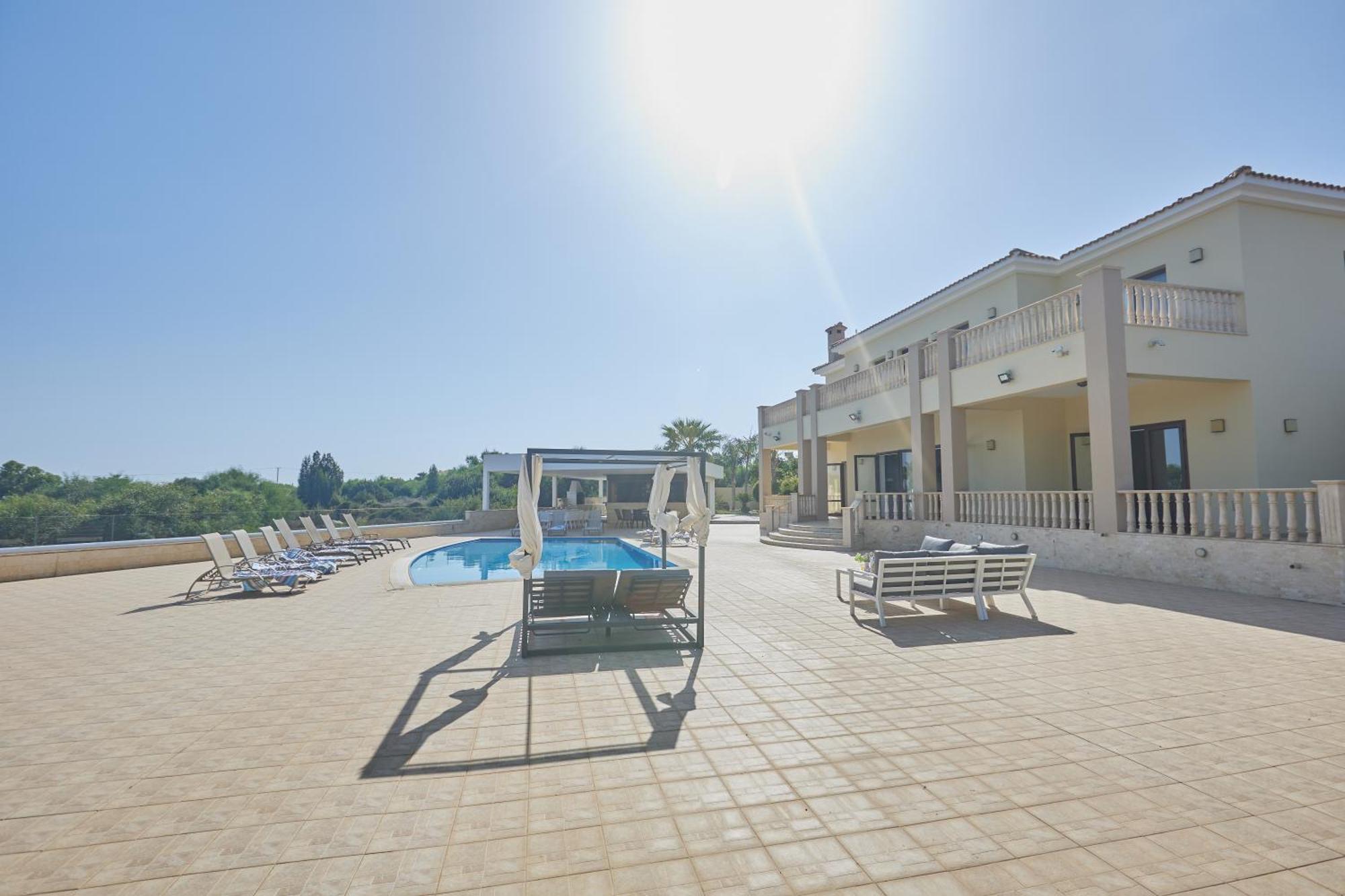Sparta Luxury Villa โปรทาราส ภายนอก รูปภาพ